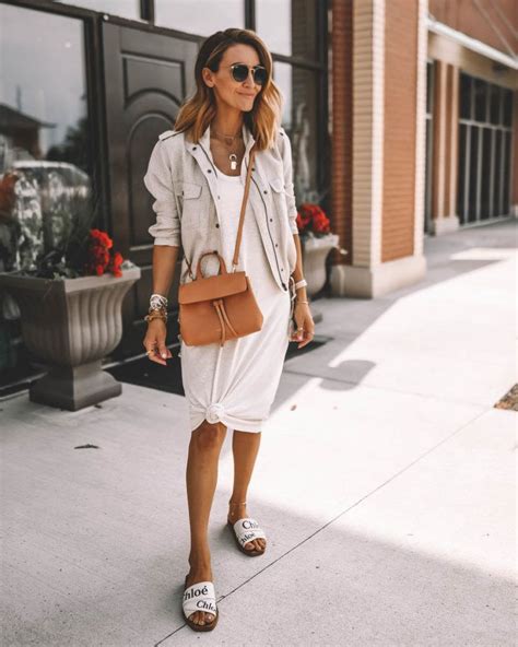 chloe woody sandals outfit.